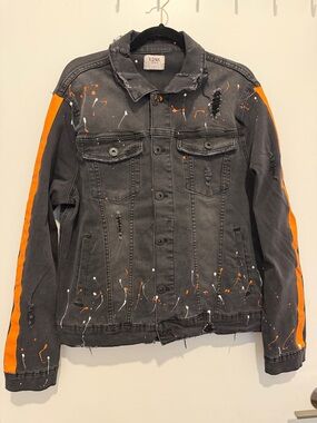 🔥🎨🔥 KDNK Black Distressed Denim Jacket with Orange Sleeve Stripes Size L